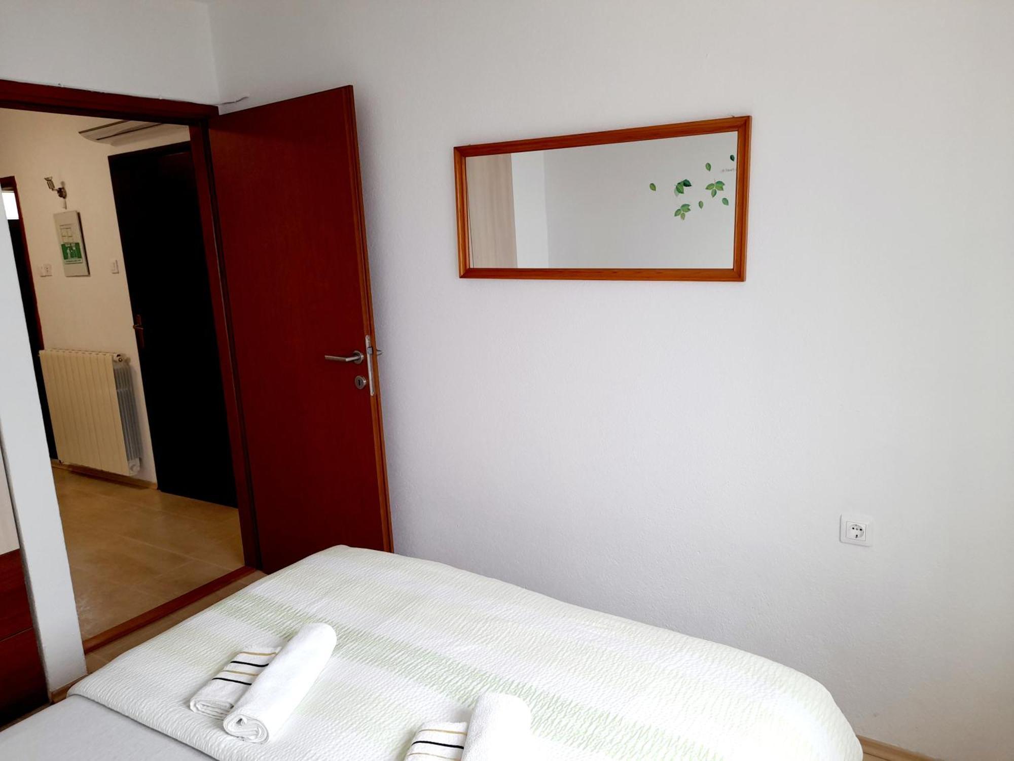 Apartment Matea Сень Екстер'єр фото